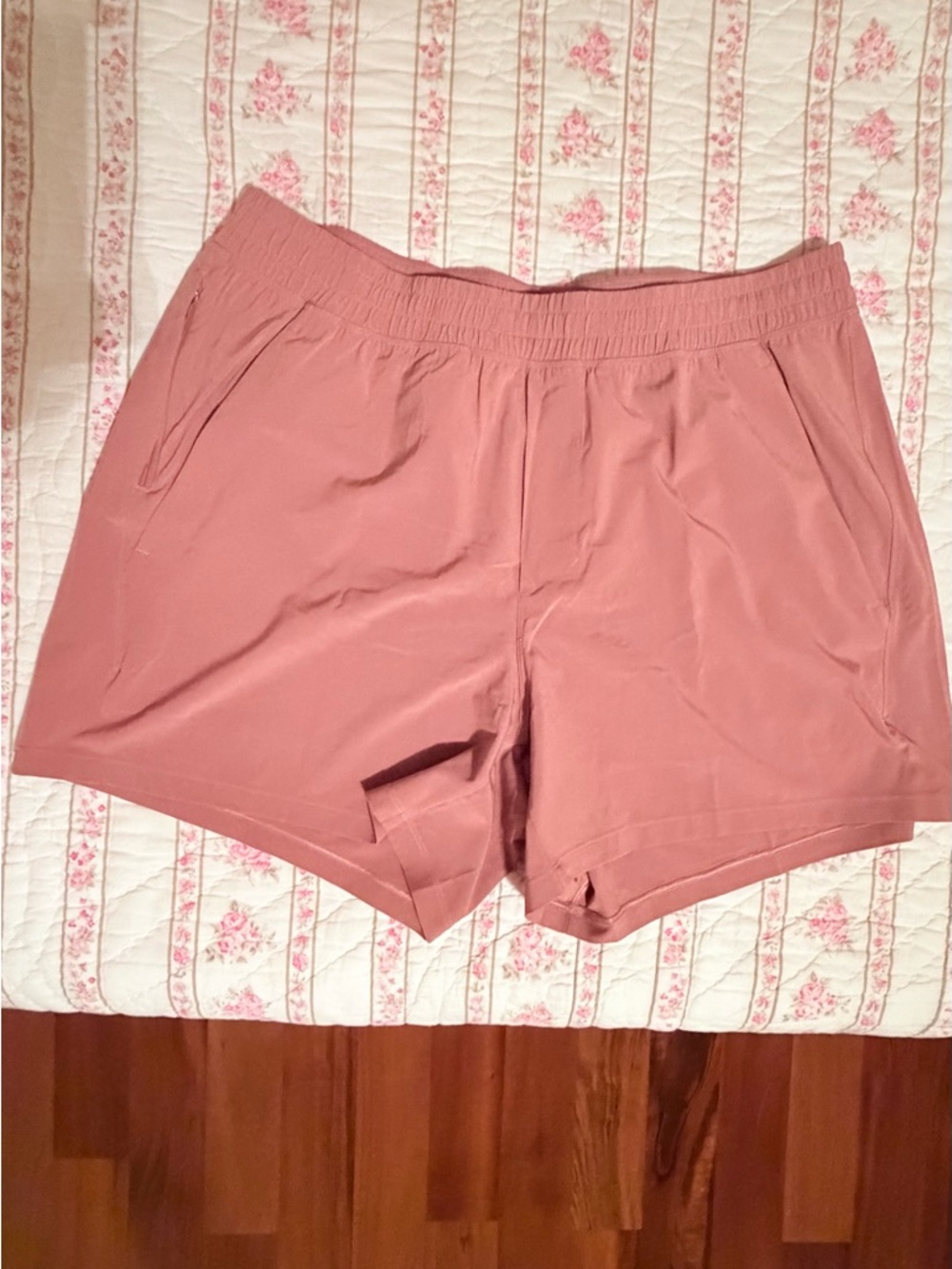 Lululenon Pace Breaker Shorts